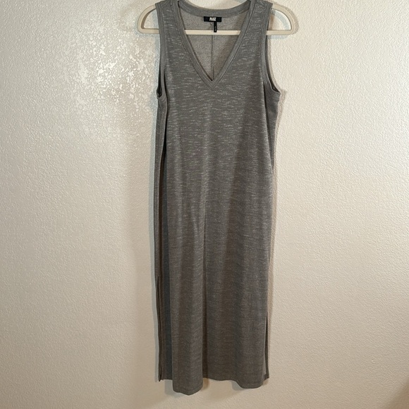 Paige Denim Heather Gray Side Split V Neck MIDI Dress - Picture 2 of 8